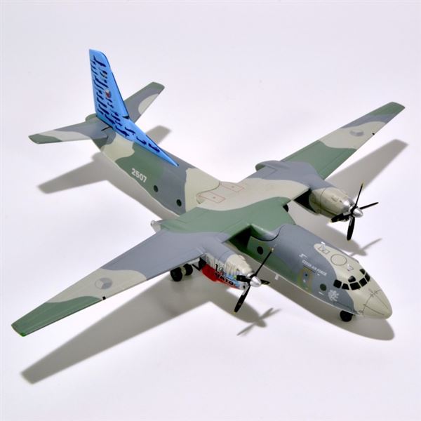 Model Antonov An-26 Czech Air Force No. 2507 1:200
