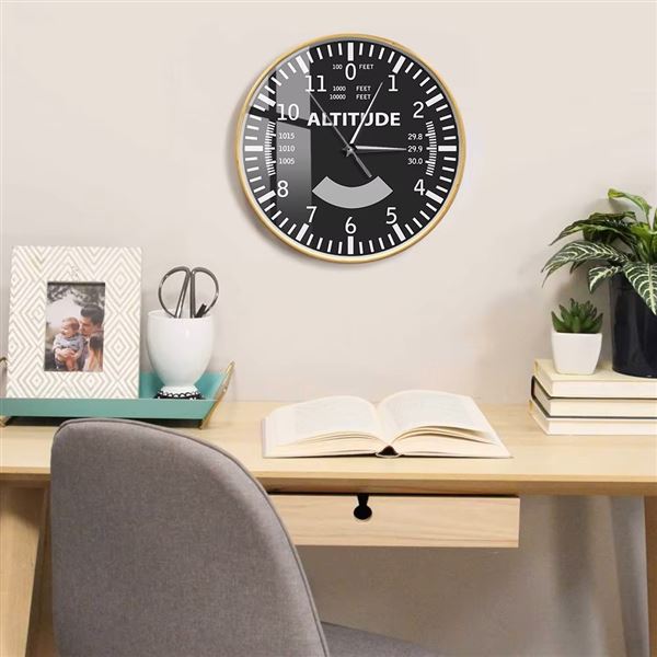 Nástěnné hodiny ALTITUDE černé, dřevěný rám