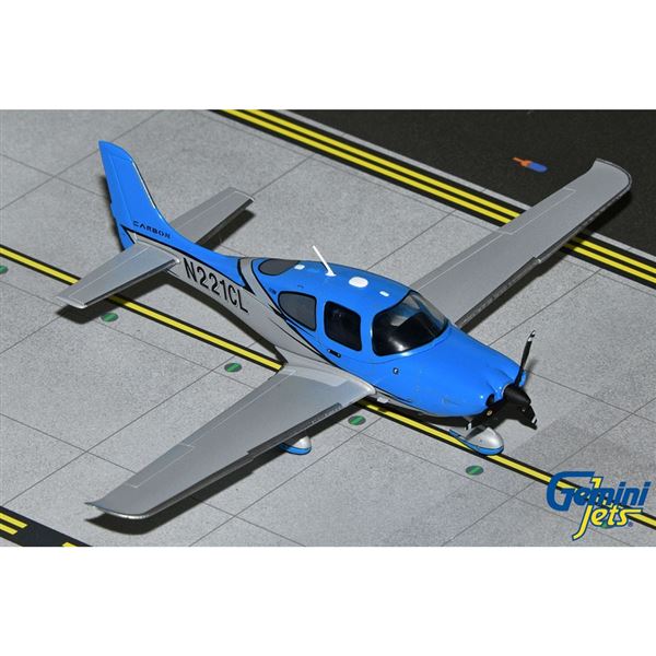 Model Cirrus SR22 1:72