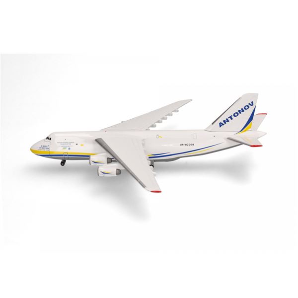 Model An-124 Antonov Design Bureau 1:500