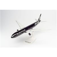 Model B777 Air New Zealand "All Black" 1:200