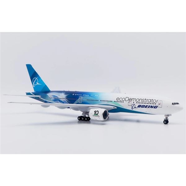 Model B777-212ER Boeing Aicraft Company "ecoDemonstrator" 1:200