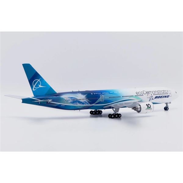 Model B777-212ER Boeing Aicraft Company "ecoDemonstrator" 1:200
