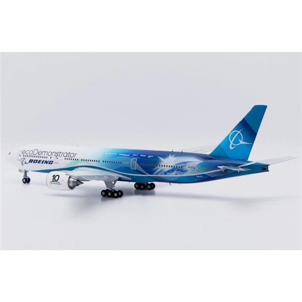 Model B777-212ER Boeing Aicraft Company "ecoDemonstrator" 1:200