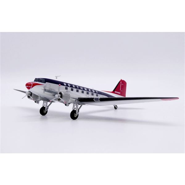 Model DC-3 Northwest Airlines 1950 1:200