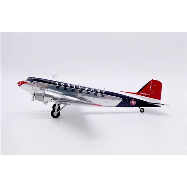 Model DC-3 Northwest Airlines 1950 1:200