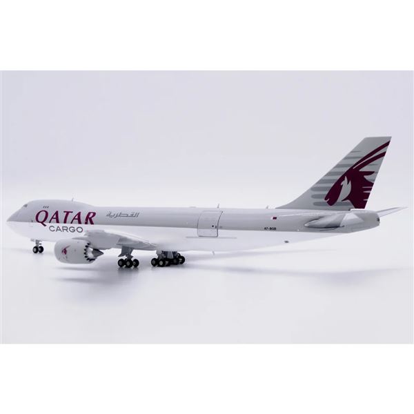 Model B747-8F Qatar Airways Cargo Interactive 1:400