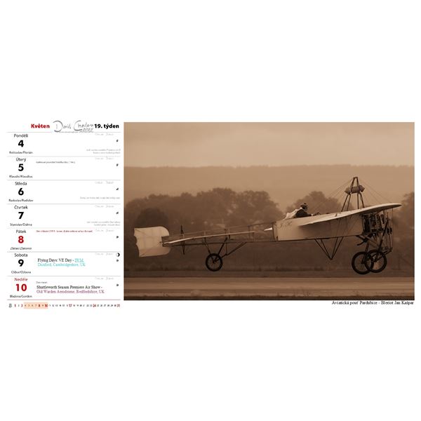 Kalendář AIRSHOW 2026 stolní 