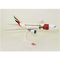 Model B777 Emirates Sky Cargo "Red Rose" 1:200 