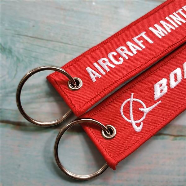 Keyring BOEING 787 / Aircraft Maintenance red