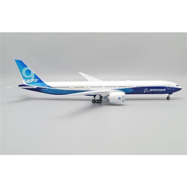 Model B777-9 Boeing Aircraft Company 1:200