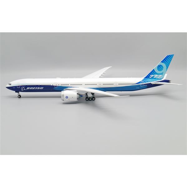 Model B777-9 Boeing Aircraft Company 1:200