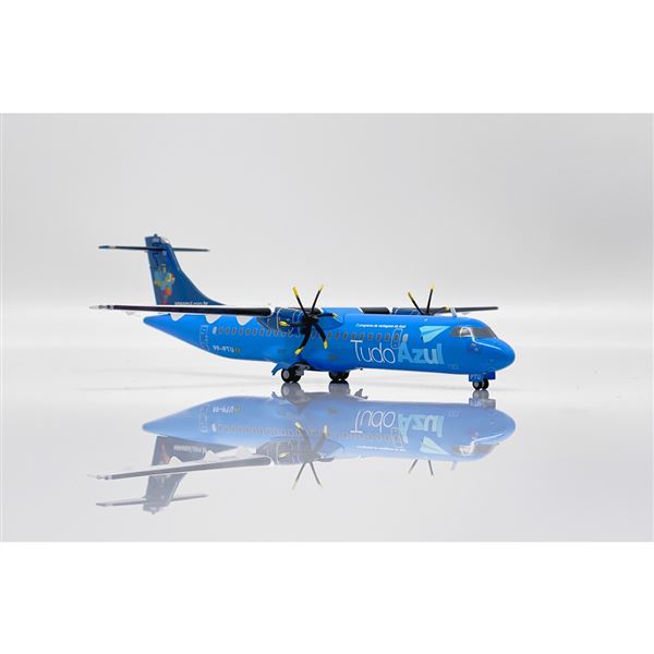 Model ATR 72-500 Azul Linhas Aéreas 1:200