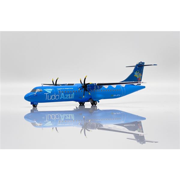 Model ATR 72-500 Azul Linhas Aéreas 1:200