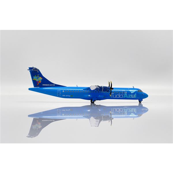 Model ATR 72-500 Azul Linhas Aéreas 1:200