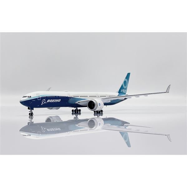 Model B777-9 Boeing Aircraft 1:400