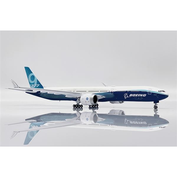 Model B777-9 Boeing Aircraft 1:400