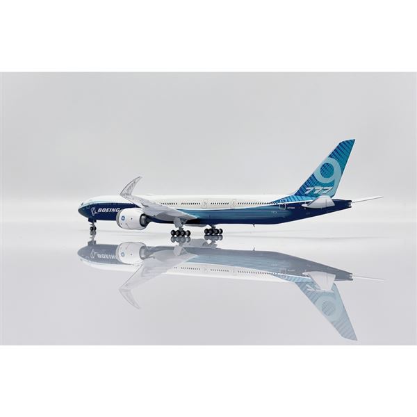 Model B777-9 Boeing Aircraft 1:400