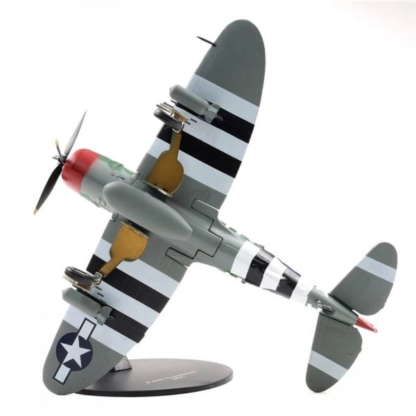 Model P-47D Thunderbolt USAAF RAF Boxted 1944 1:72