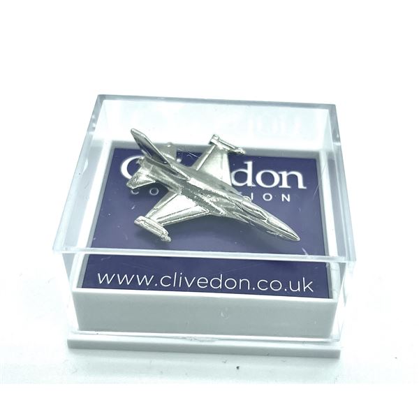 F16 Falcon Pin Badge, silver