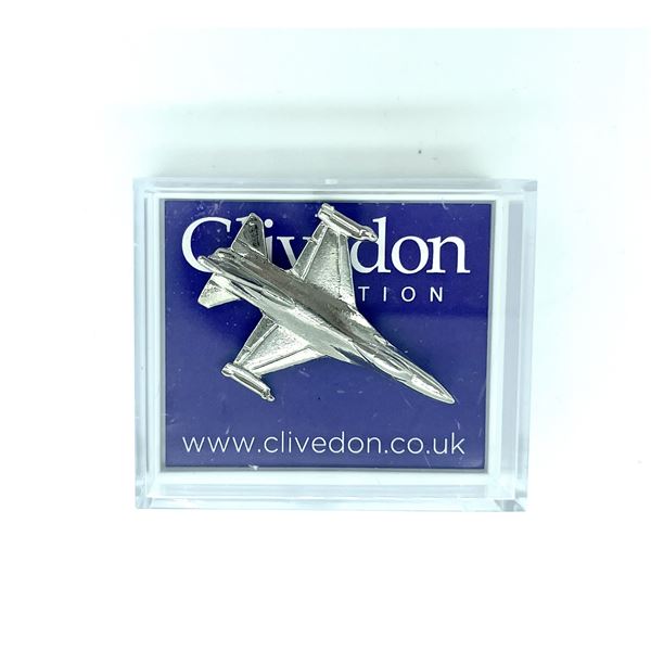 F16 Falcon Pin Badge, silver