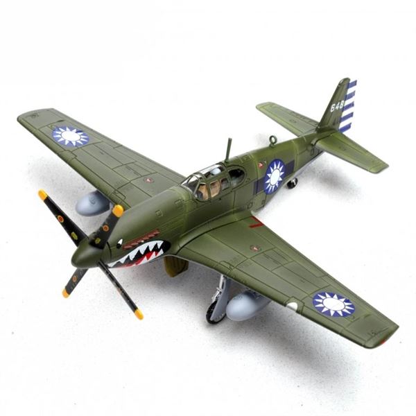 Model P-51C Mustang Chinese Air Force 1945 1:72