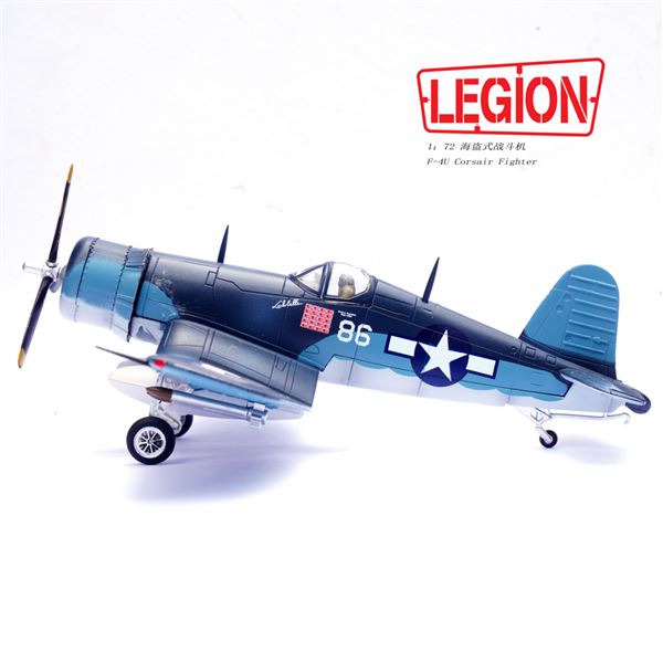 Model Vought F4U Corsair USMC 1:72