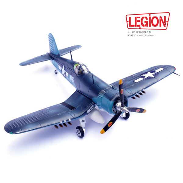 Model Vought F4U Corsair USMC 1:72