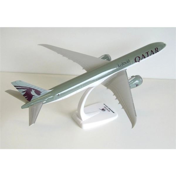 Model B777-9X Qatar Airways 2010 1:200