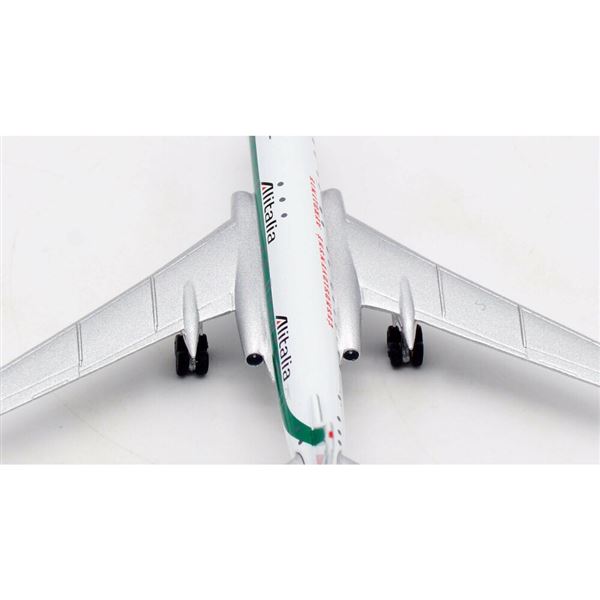 Model Tu-104A CSA / Alitalia 1:400