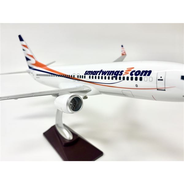 Model B737 MAX 8 Smart Wings 1:100
