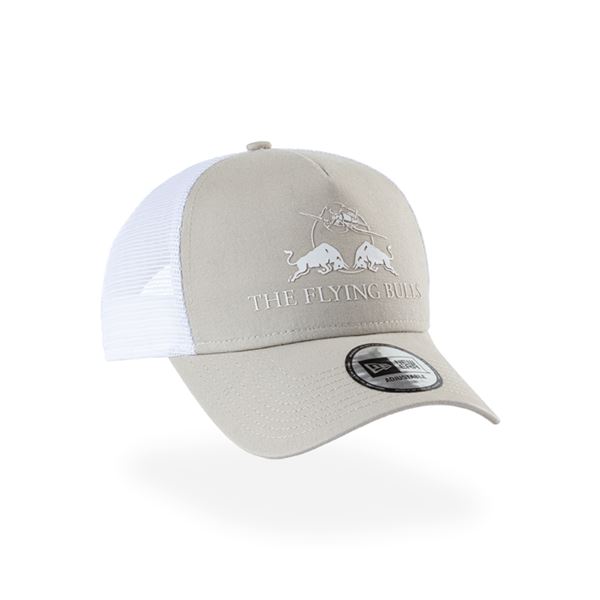 RED BULL New Era Core Trucker Cap beige-sand