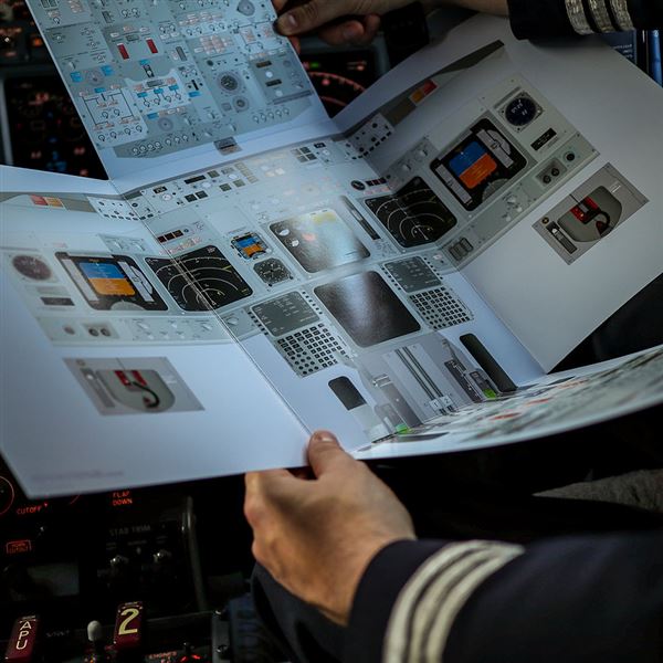 The 737 Mock-up, Maketa kokpitu 737